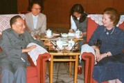 今日更新：1982年9月24日：邓小平会见撒切尔夫人公开提出“一国两制”