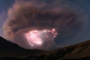BBC《巴塔哥尼亚：地球的秘密天堂》中的“火山闪电”壮观景象被指造假
