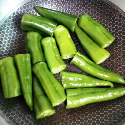 虎皮青椒的做法 虎皮青椒的做法（正宗虎皮青椒的做法） 美食