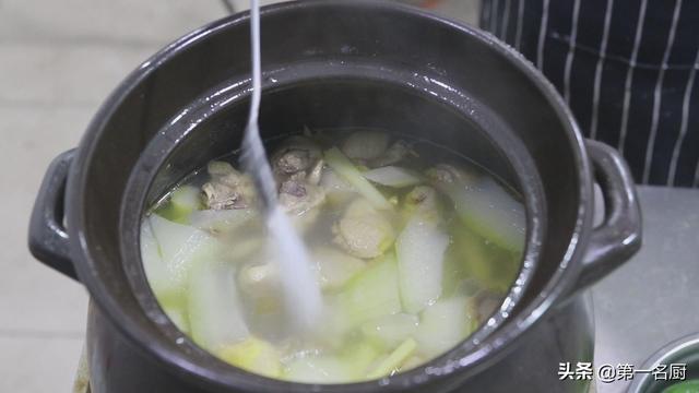 冬瓜炖鸡汤的做法 冬瓜炖鸡汤的做法（冬瓜炖鸡汤） 美食