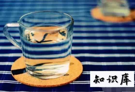  多喝水有四大好处，喝水的好处和重要性介绍 喝水的六大好处 科普