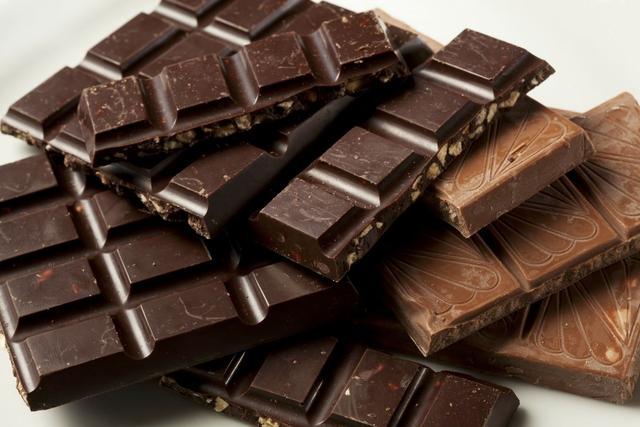 巧克力的保质期一般是多久 巧克力的保质期一般是多久（巧克力过保质期多久就不能吃） 科普